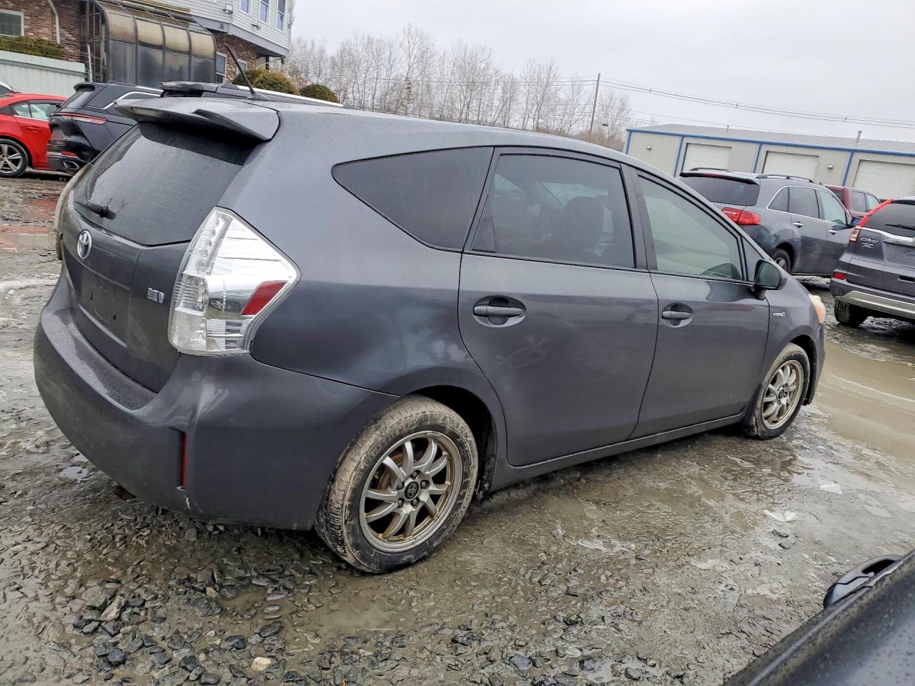 Toyota Prius v Two