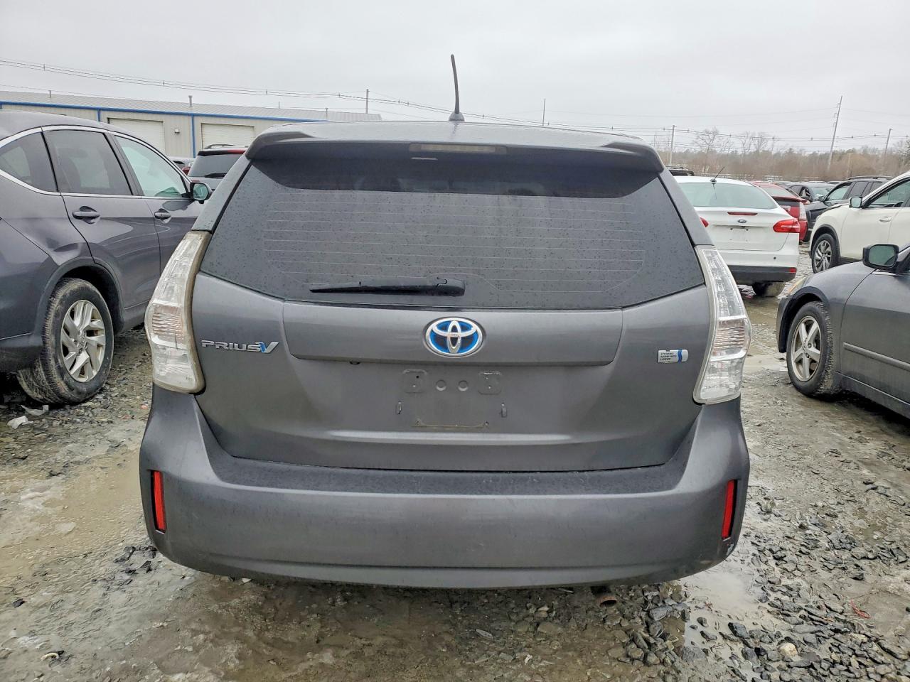 Toyota Prius v Two