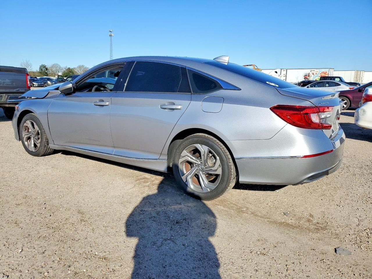 Salvage Honda Accord Image