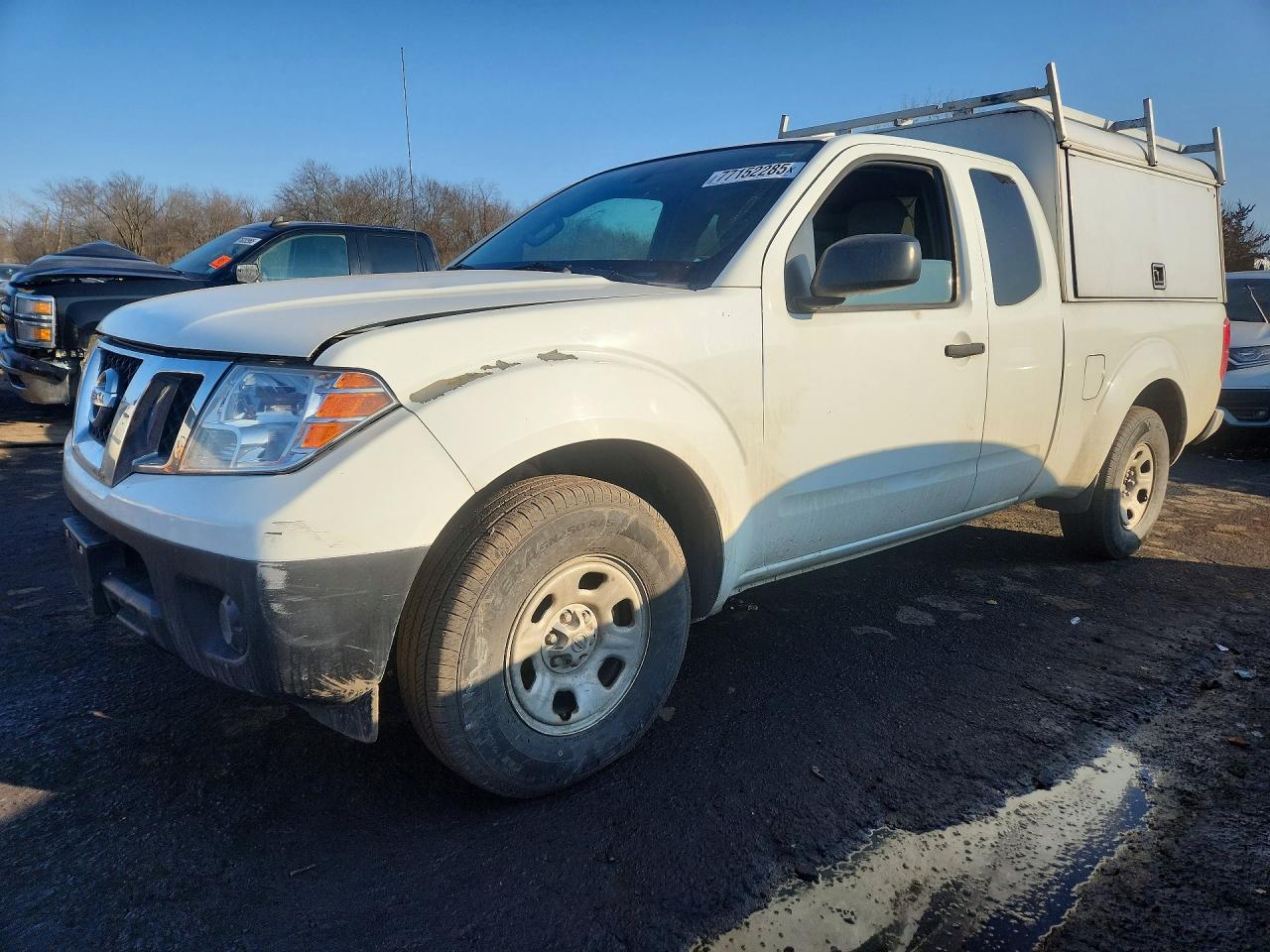 Salvage Nissan Frontier Image