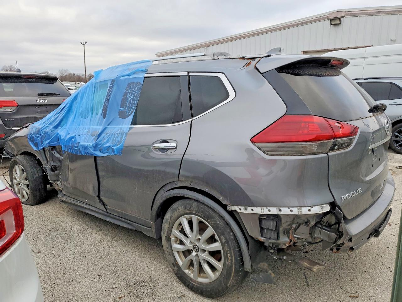 Nissan Rogue S