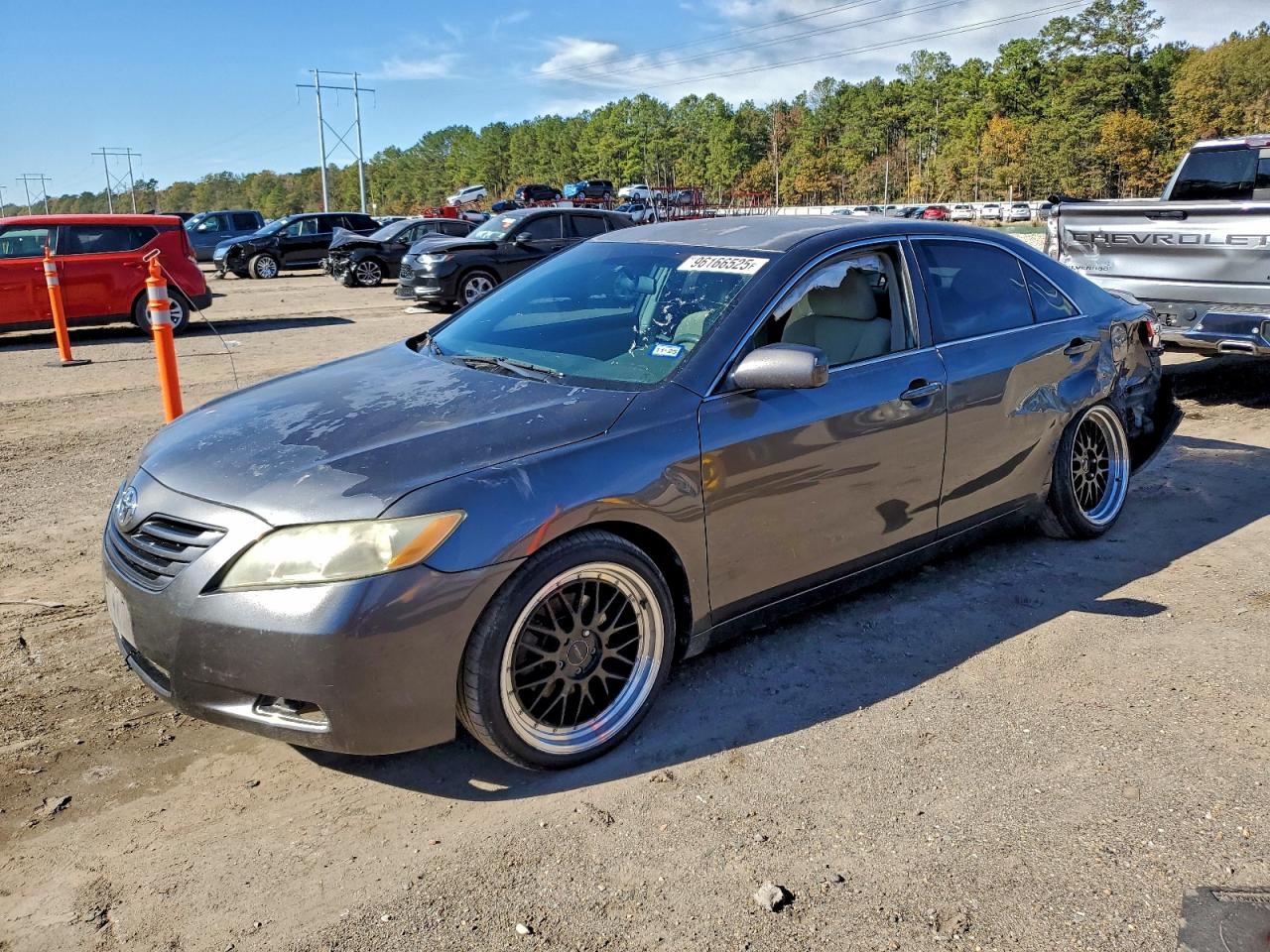 Salvage Toyota Camry Image