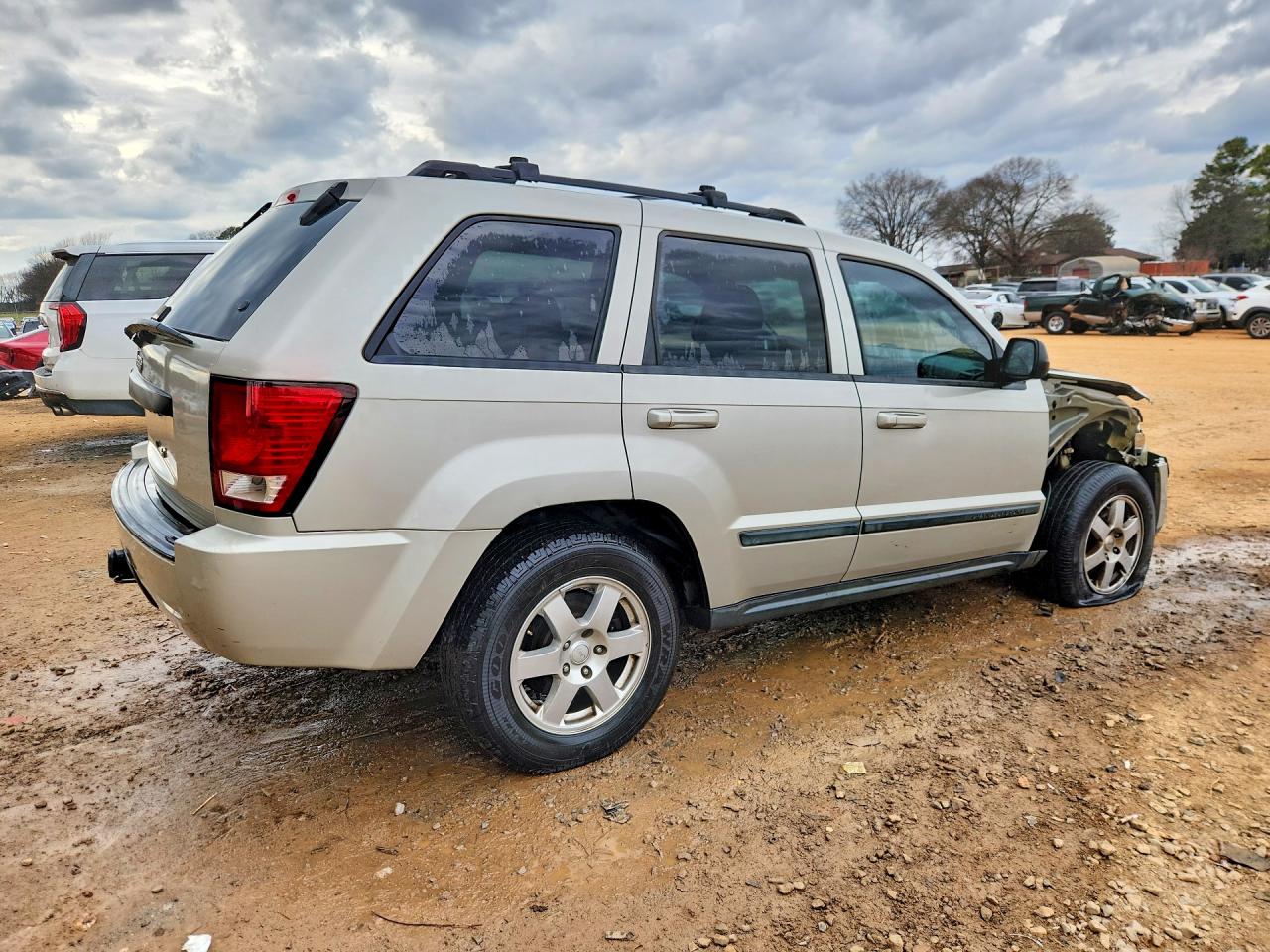Jeep Grand Cherokee Laredo