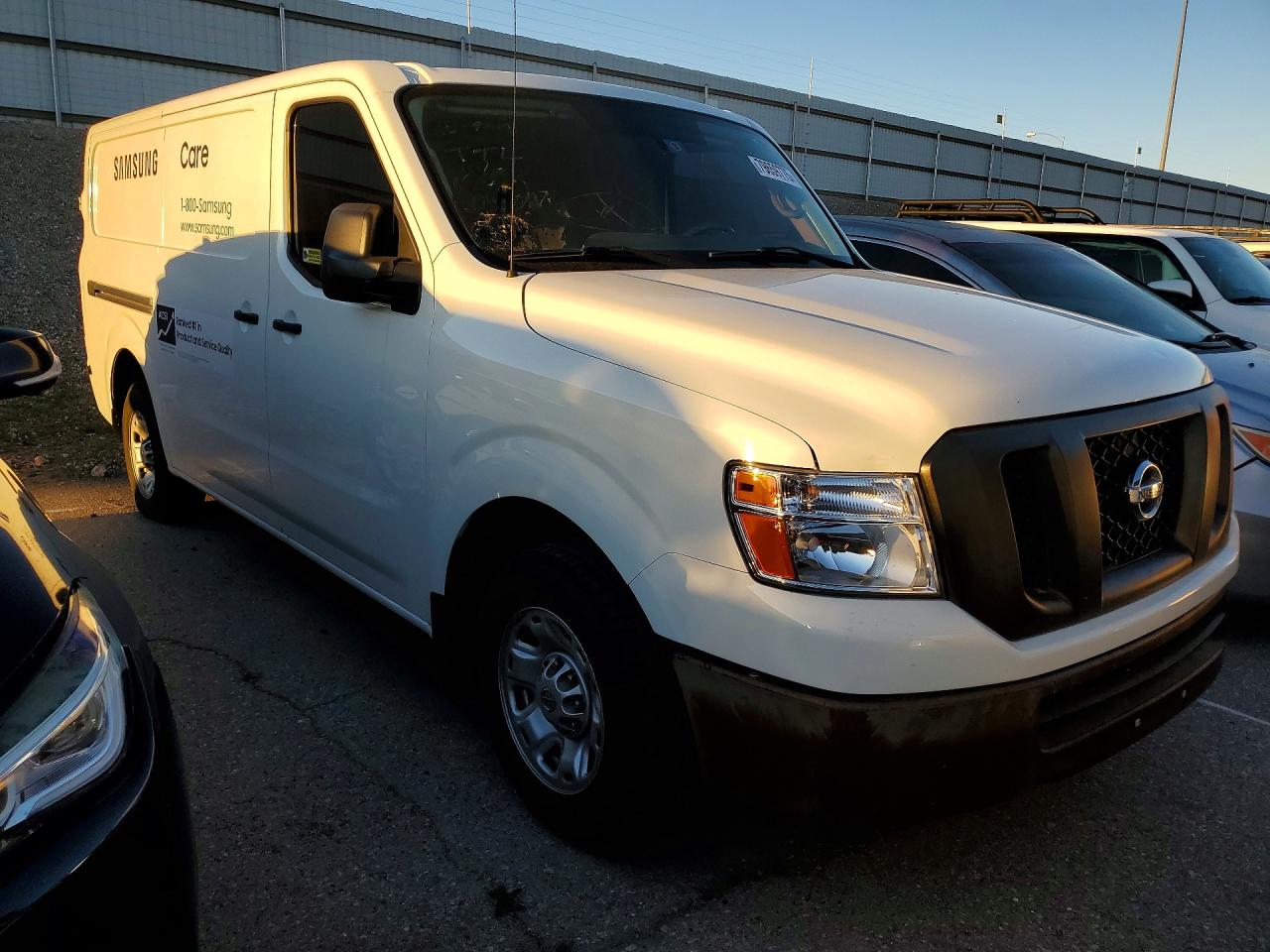 Nissan Nv 1500 S