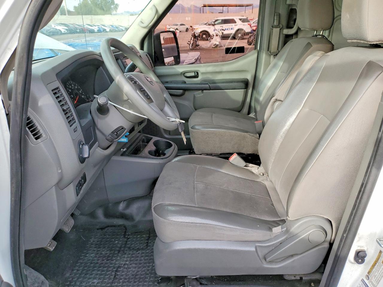 Nissan Nv 1500 S