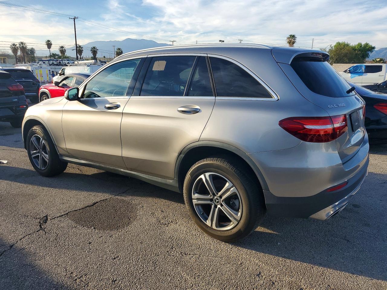 Mercedes-Benz GLC 300