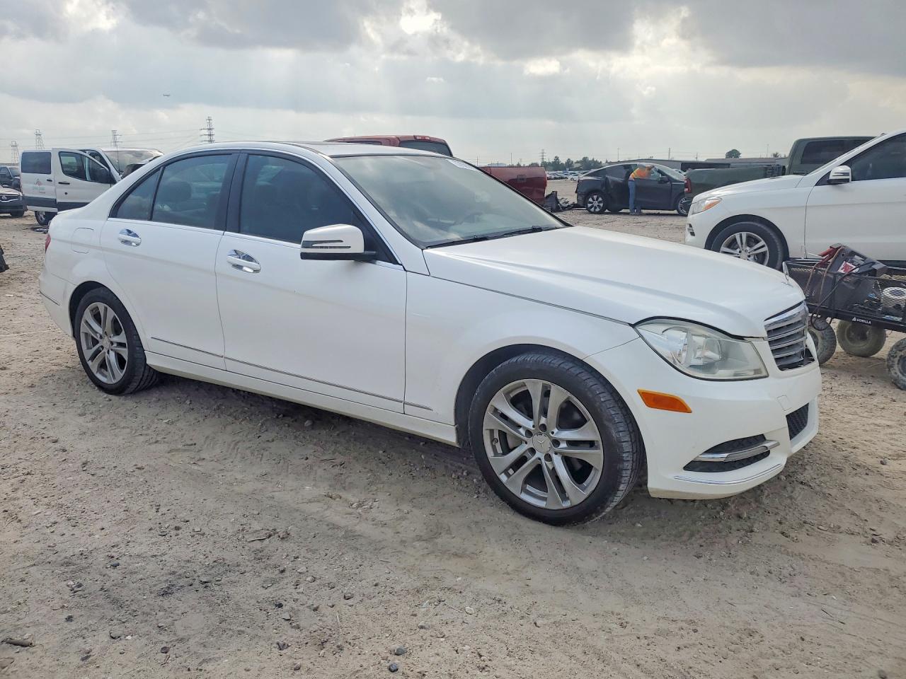 Mercedes-Benz C-Class 250