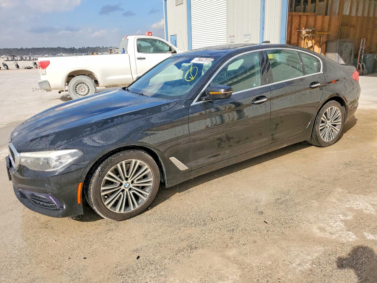 Salvage BMW 5 Series Image