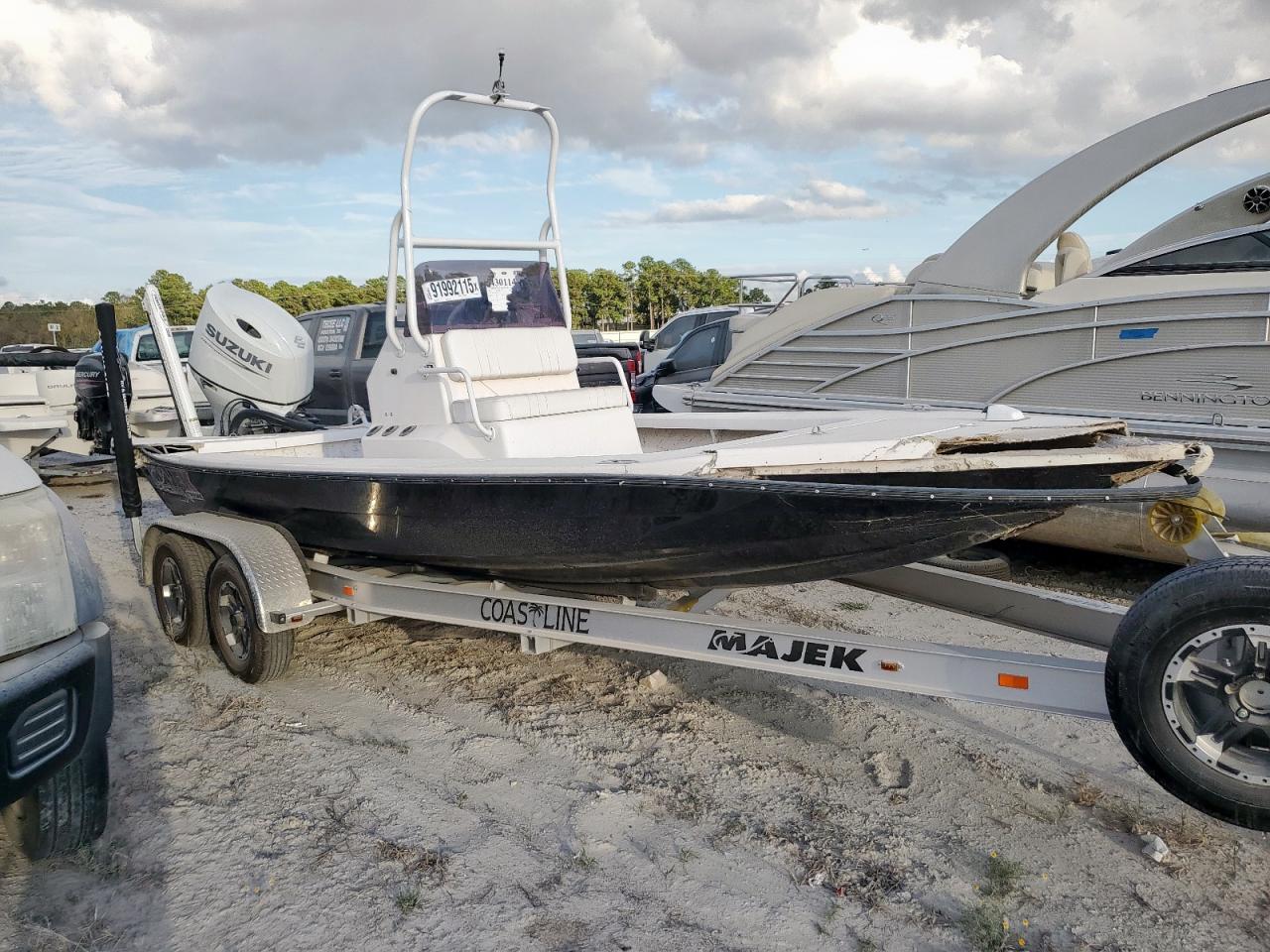 Salvage Majek Boat Image