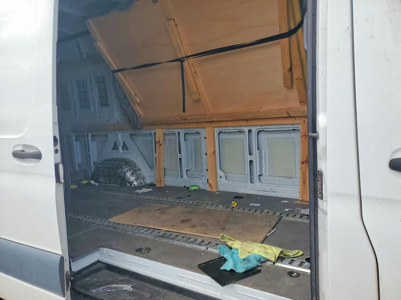 Mercedes-Benz Sprinter 2500
