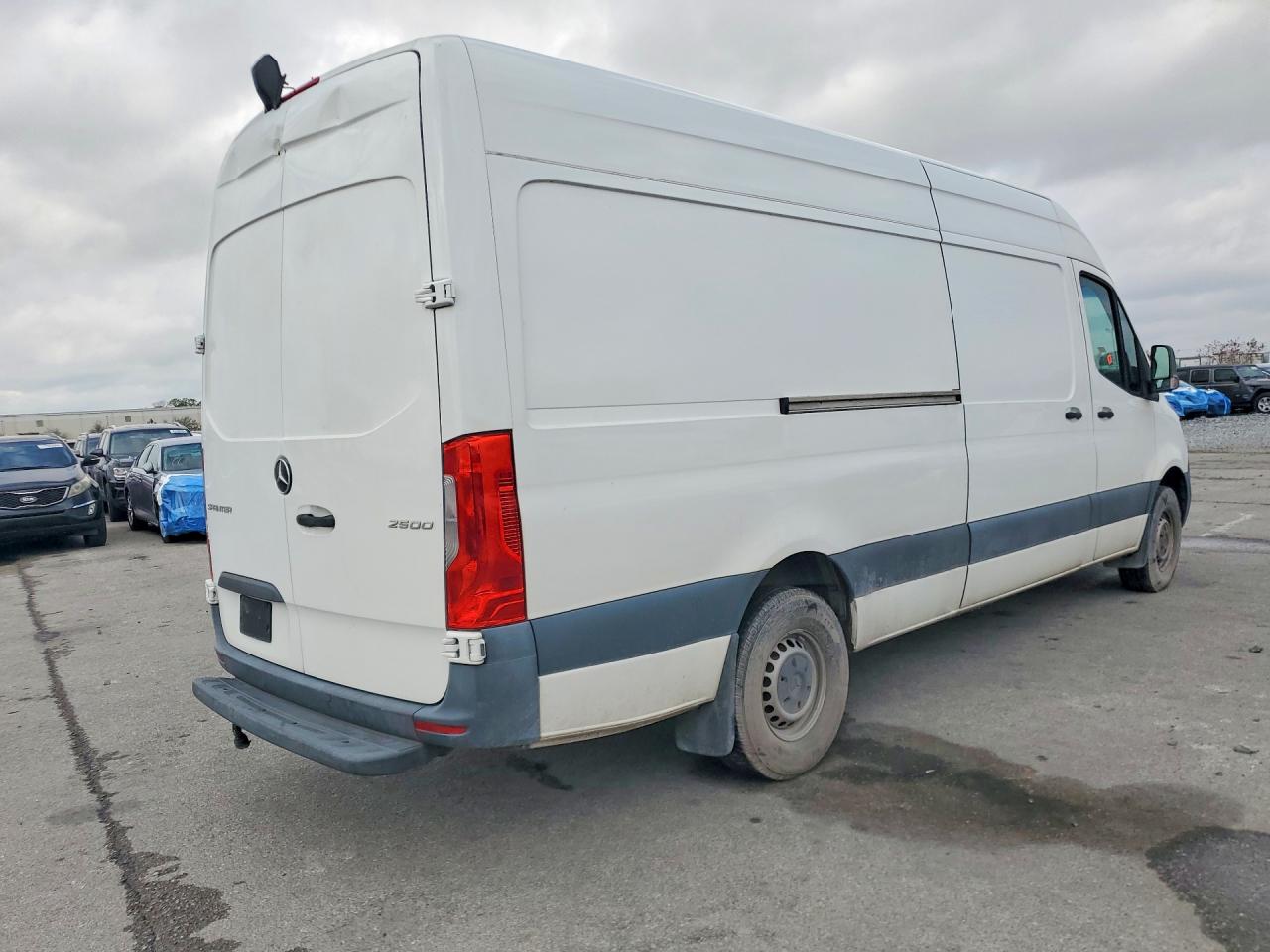 Mercedes-Benz Sprinter 2500