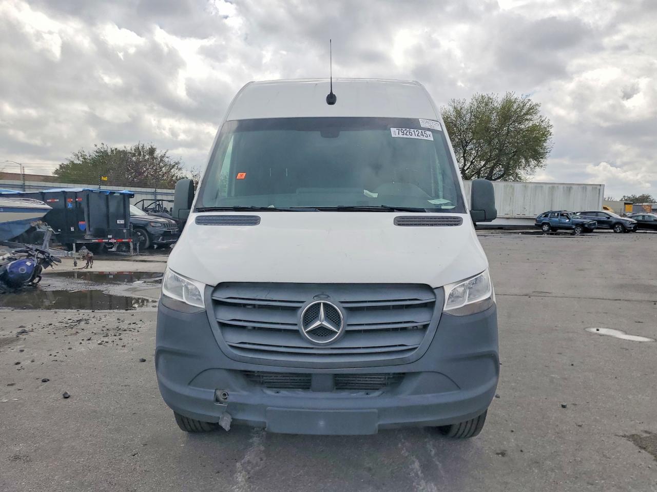 Mercedes-Benz Sprinter 2500