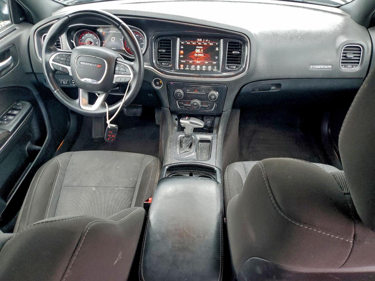 Dodge Charger Sxt