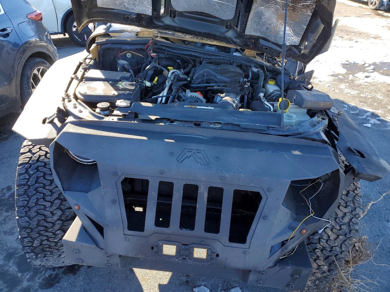 Jeep Wrangler Sahara
