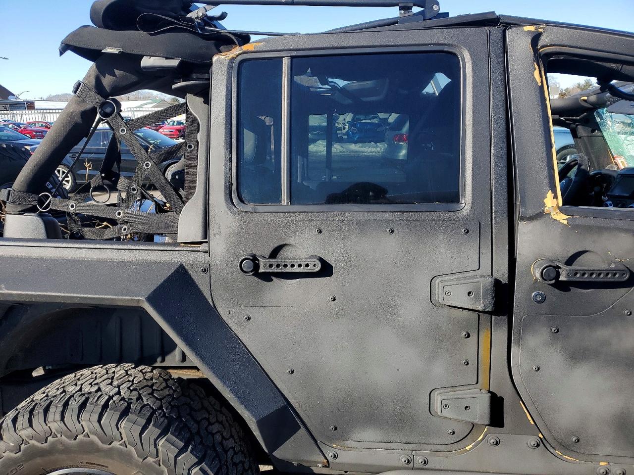 Jeep Wrangler Sahara