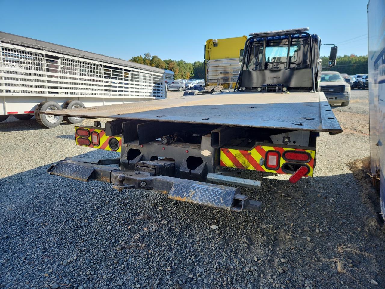 Hino Tow Truck