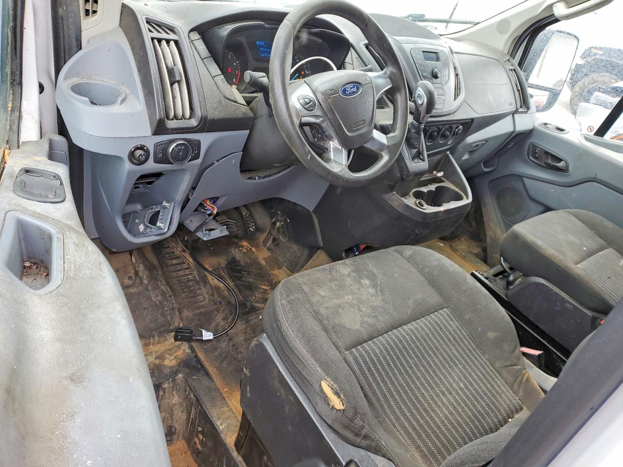Ford Transit T-250