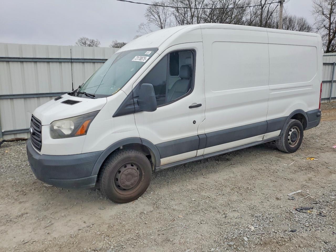 Salvage Ford Transit Image