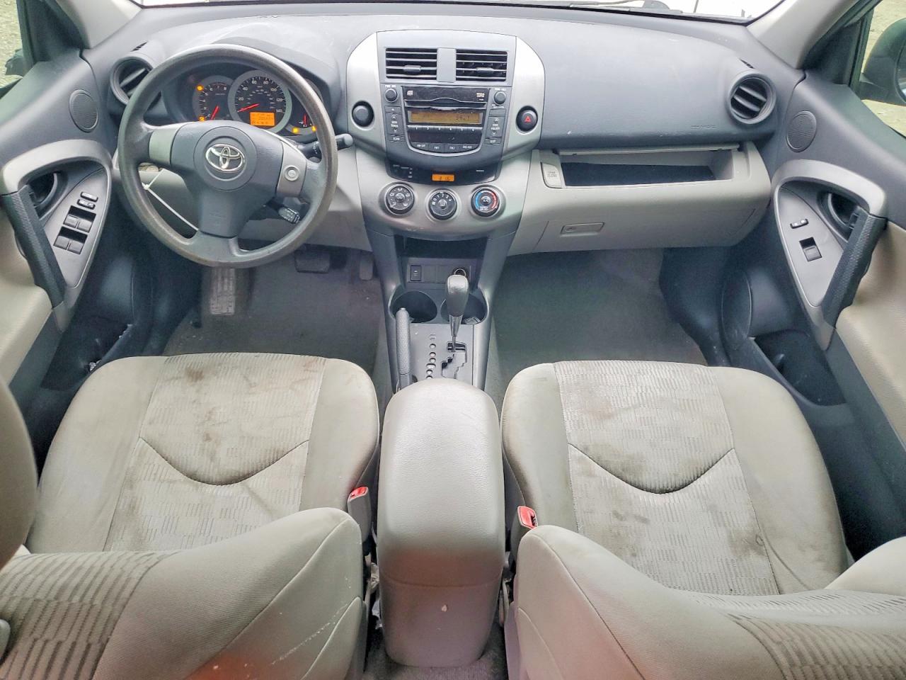 Toyota RAV4 Base