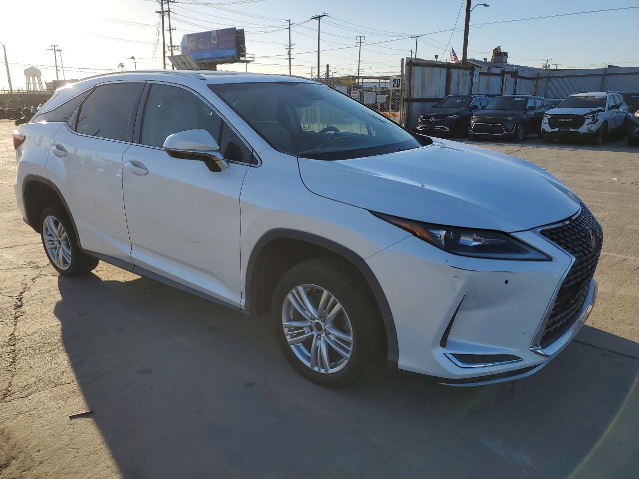 Lexus RX Base