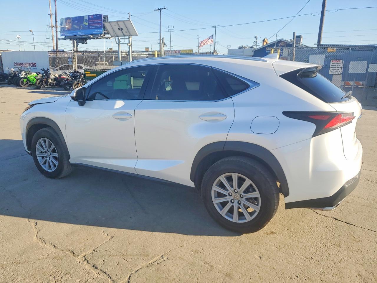 Lexus NX Base