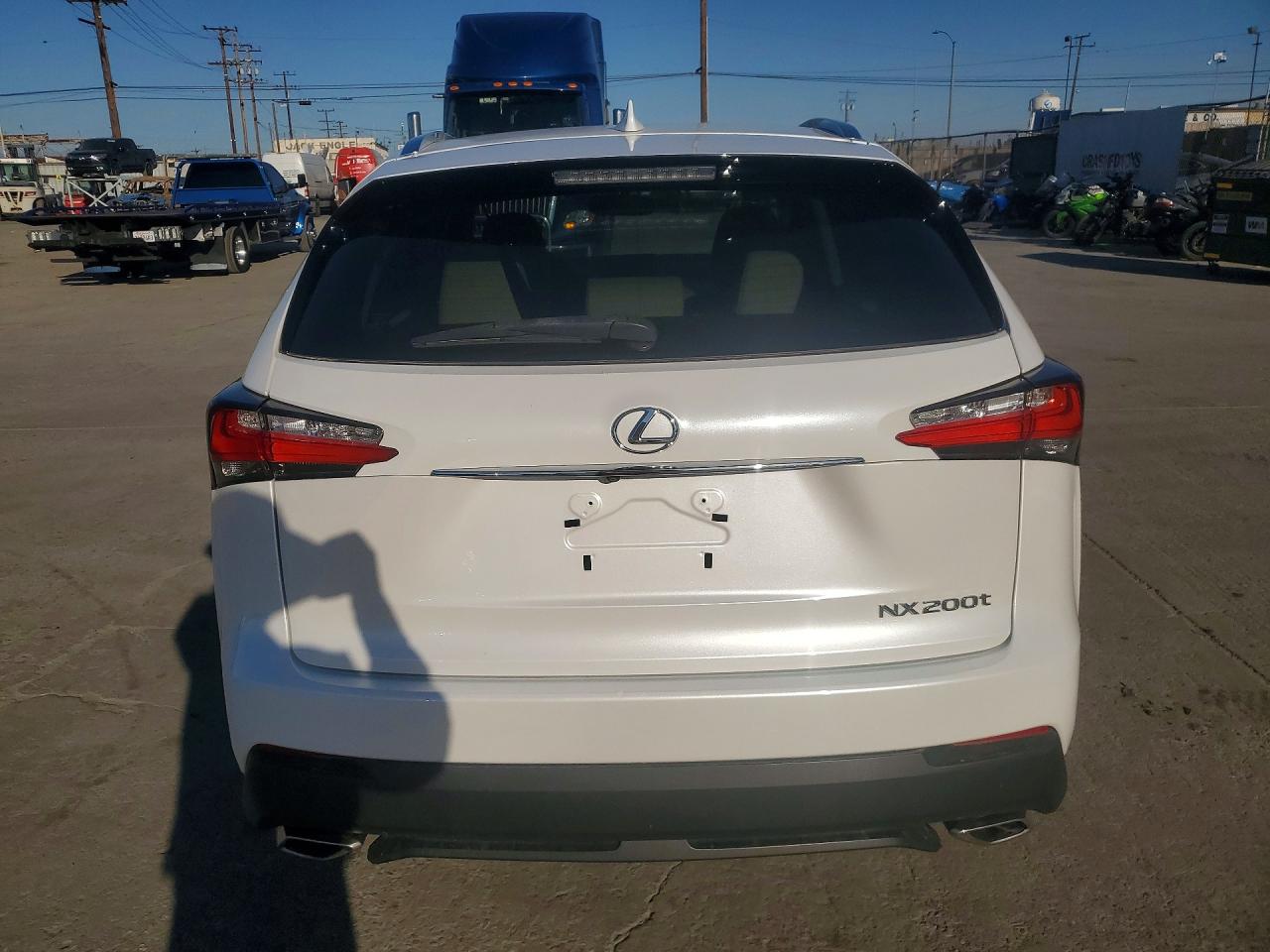 Lexus NX Base