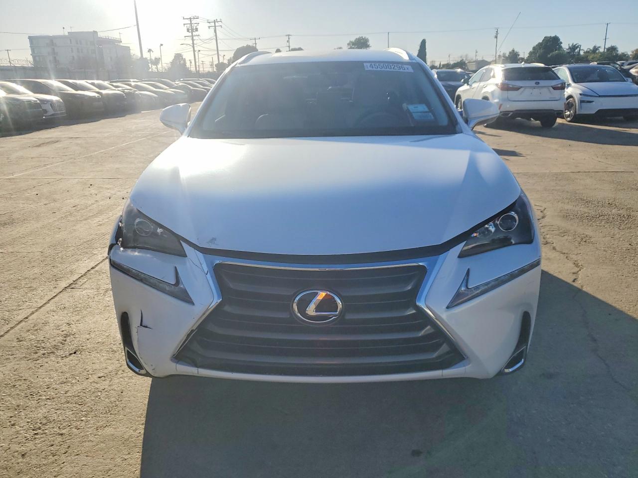 Lexus NX Base