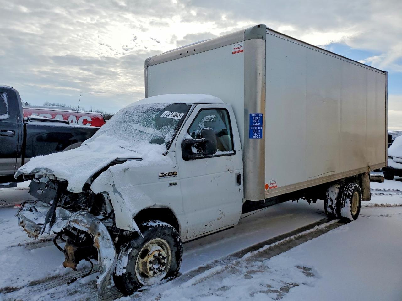 Salvage Ford Econoline Image