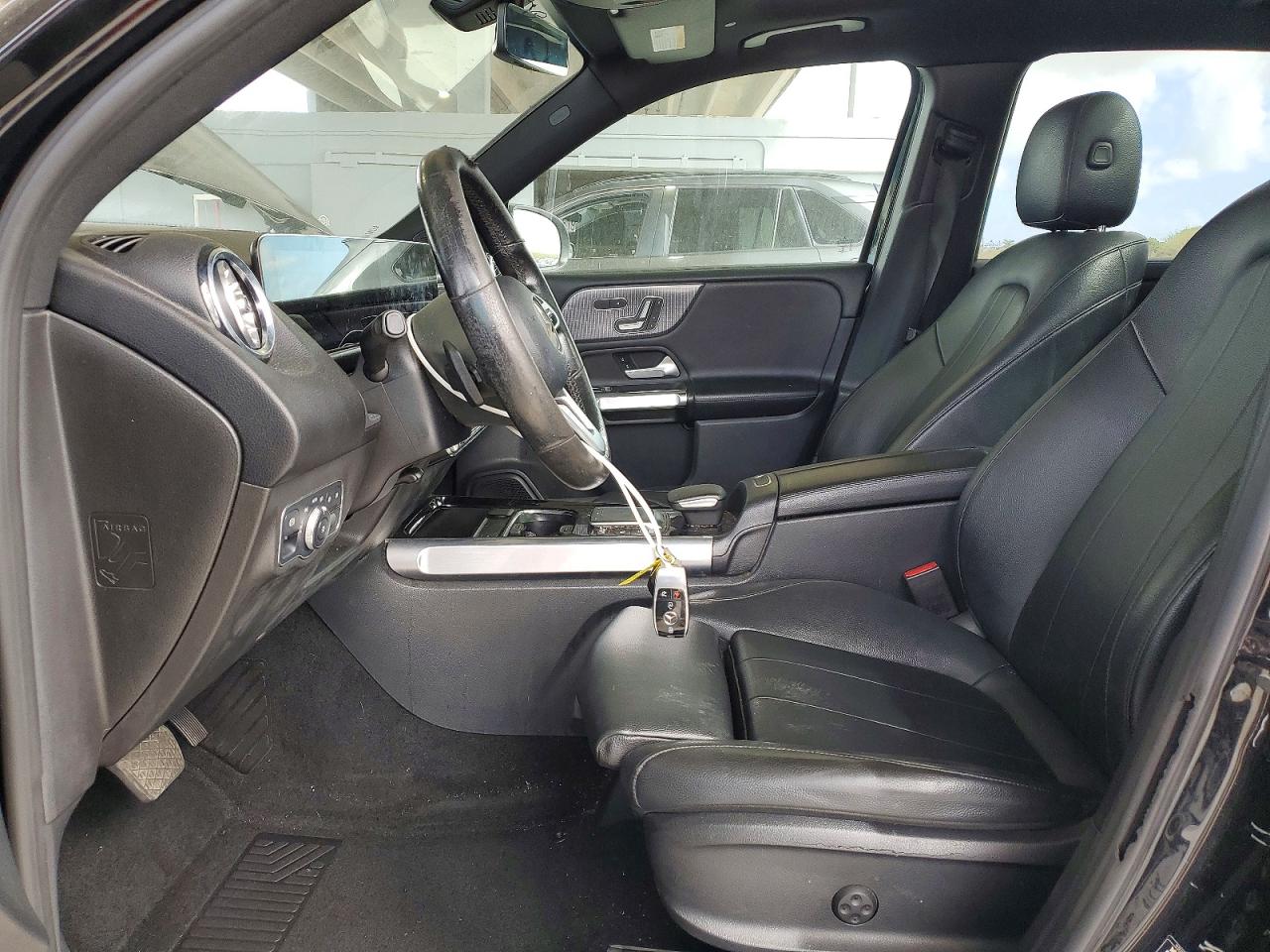 Mercedes-Benz GLB 250