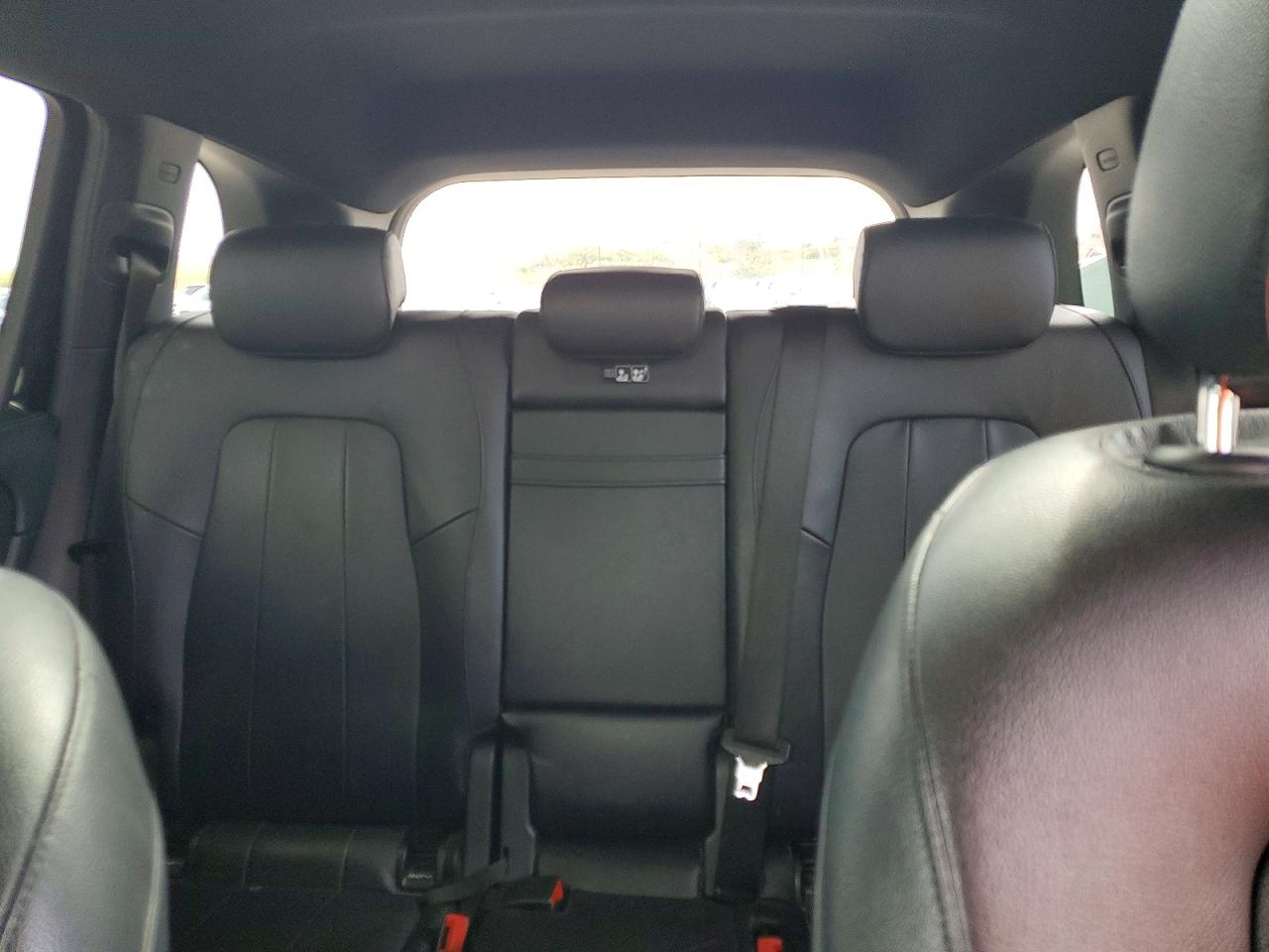 Mercedes-Benz GLB 250
