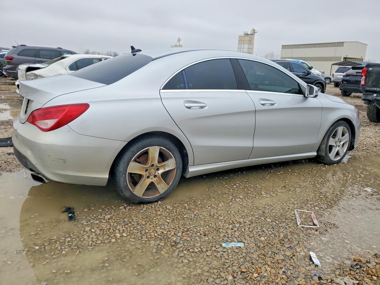 Mercedes-Benz Cla-class 250