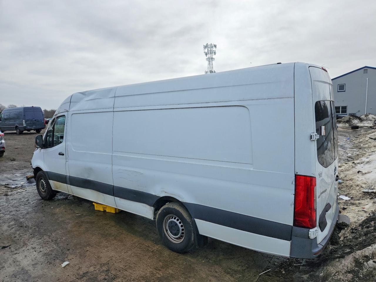 Mercedes-Benz Sprinter 2500