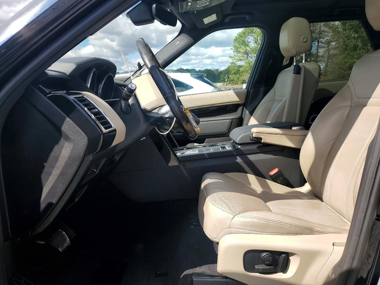 Land Rover Discovery Se