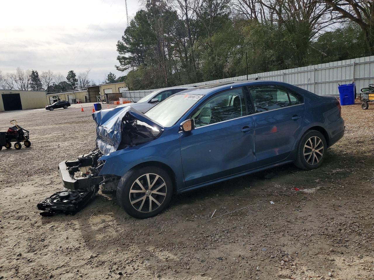 Salvage Volkswagen Jetta Image