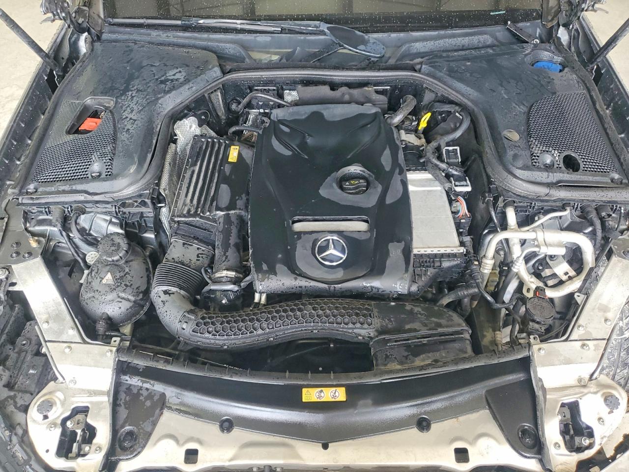 Mercedes-Benz E-Class 300