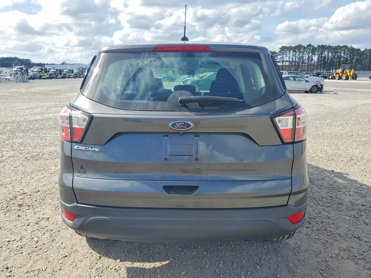 Ford Escape S