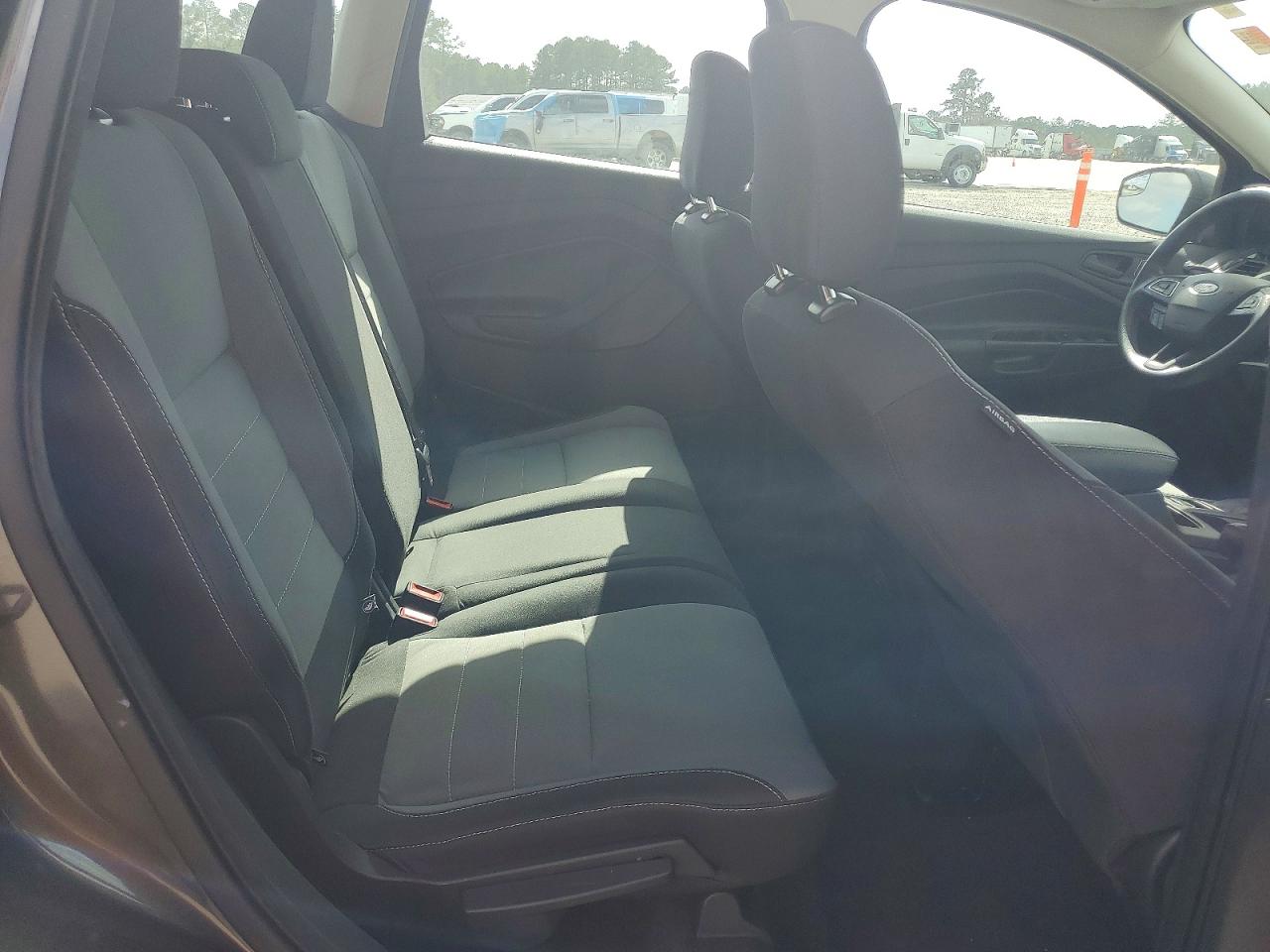 Ford Escape S