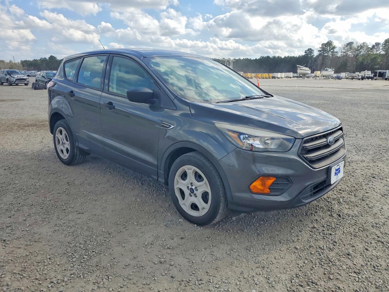 Ford Escape S