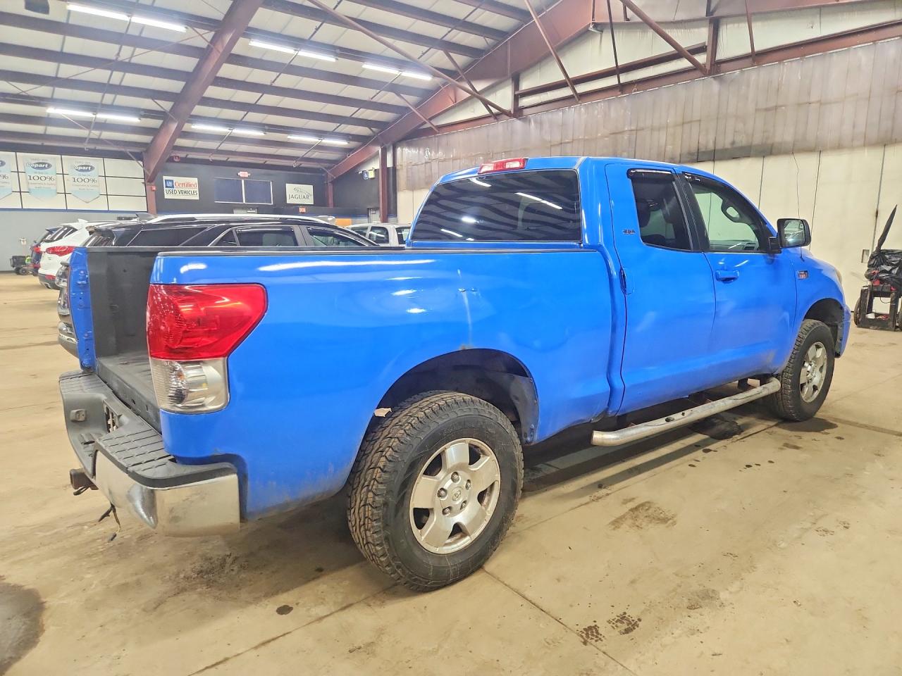 Toyota Tundra Sr5