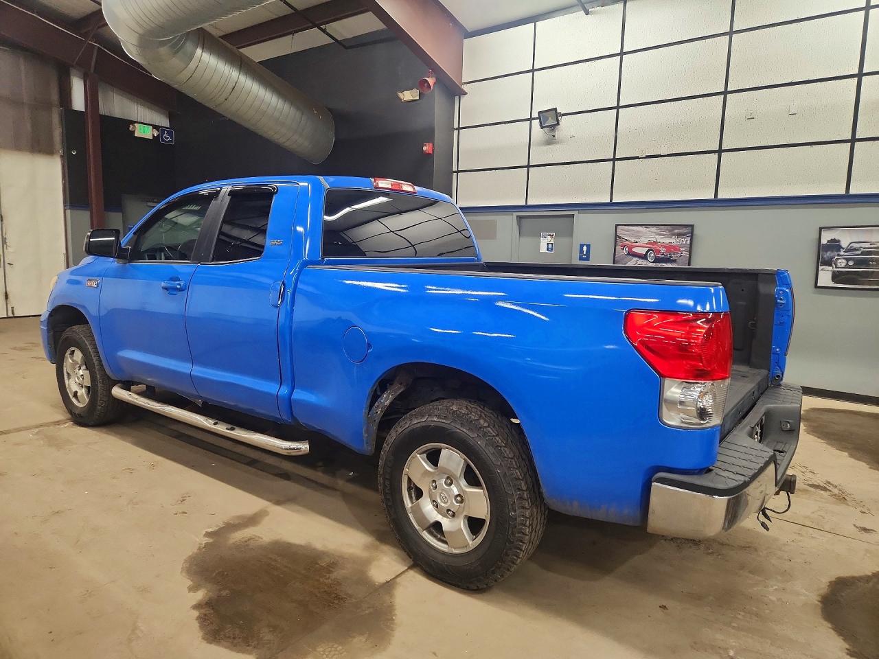 Toyota Tundra Sr5