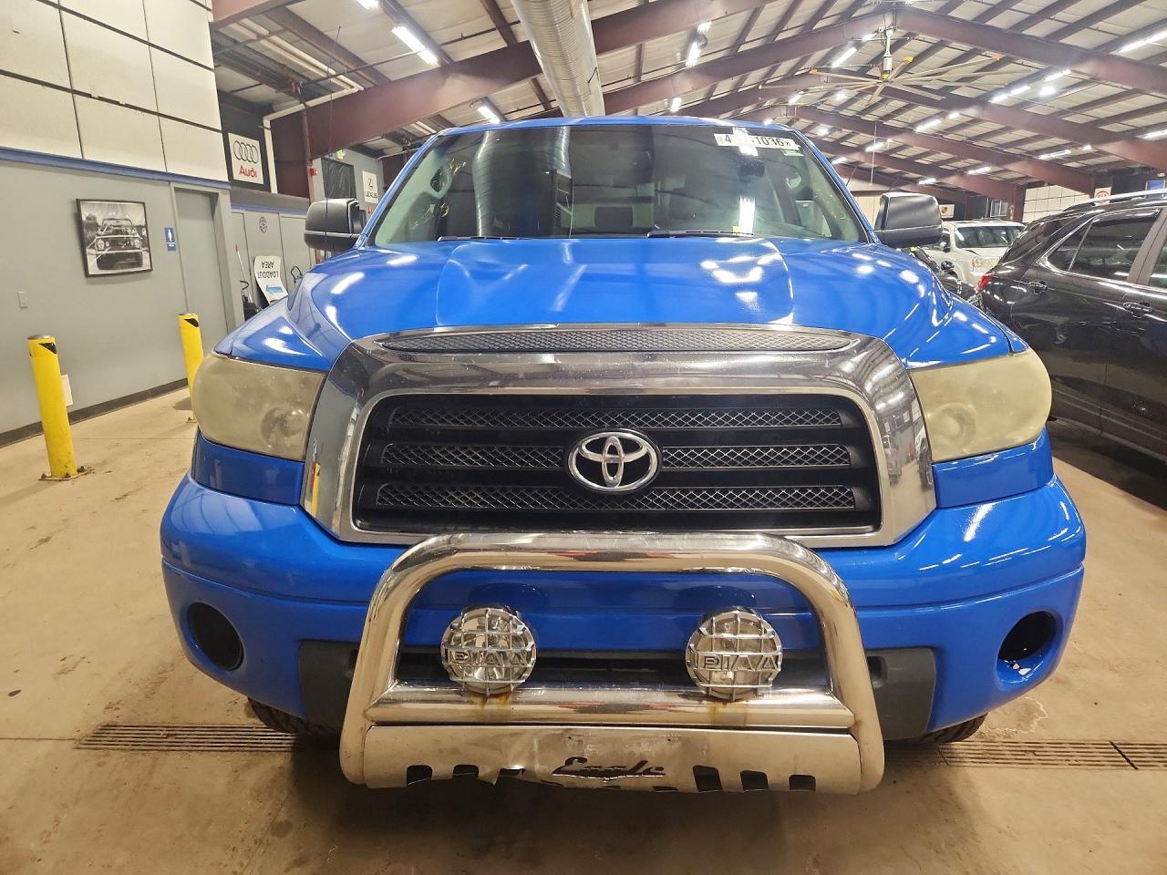 Toyota Tundra Sr5