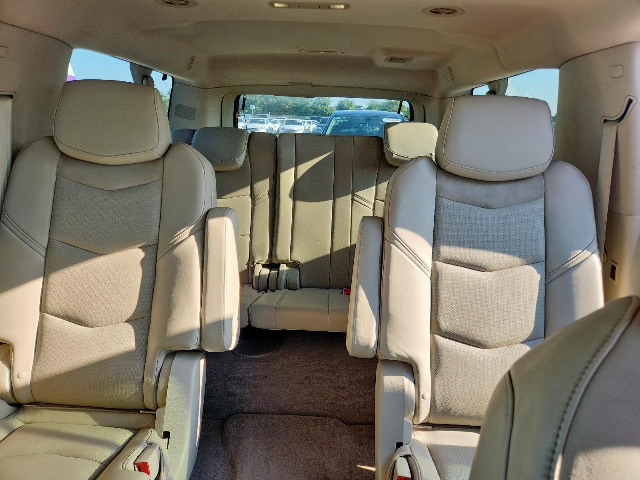 Cadillac Escalade Esv Luxury