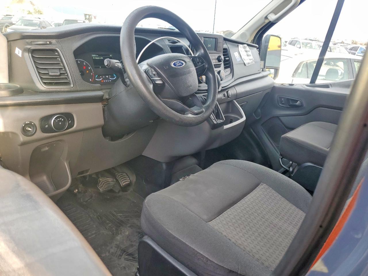Ford Transit T-250