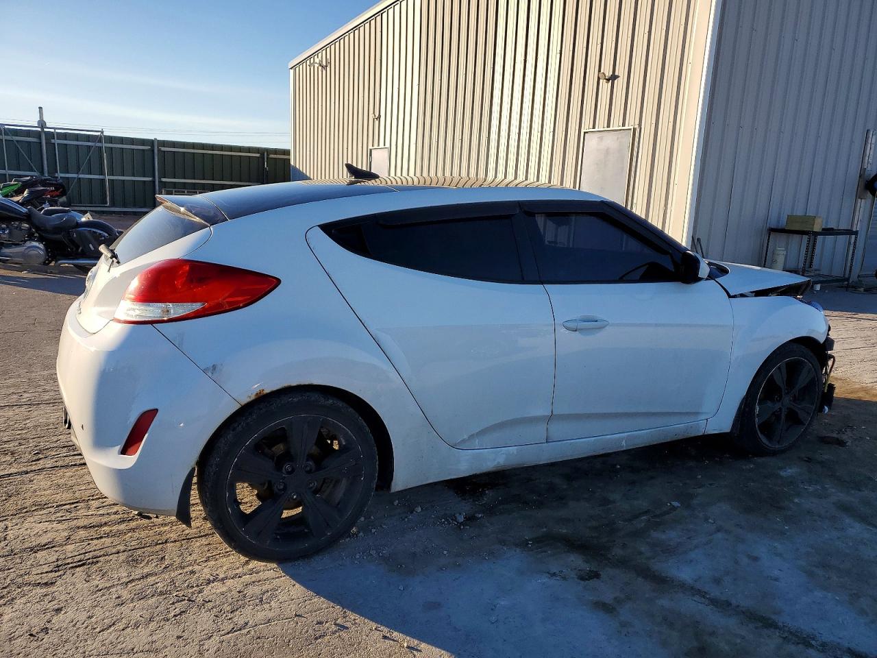 Hyundai VELOSTER