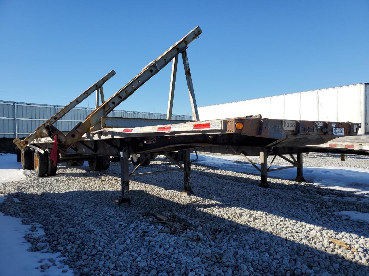Salvage Fontaine Flatbed Tr Image