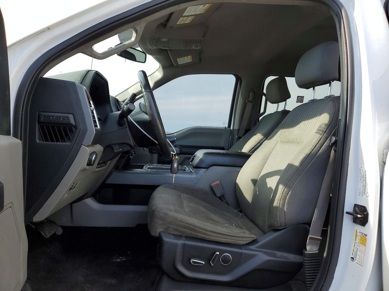 Ford F-150 Super Cab