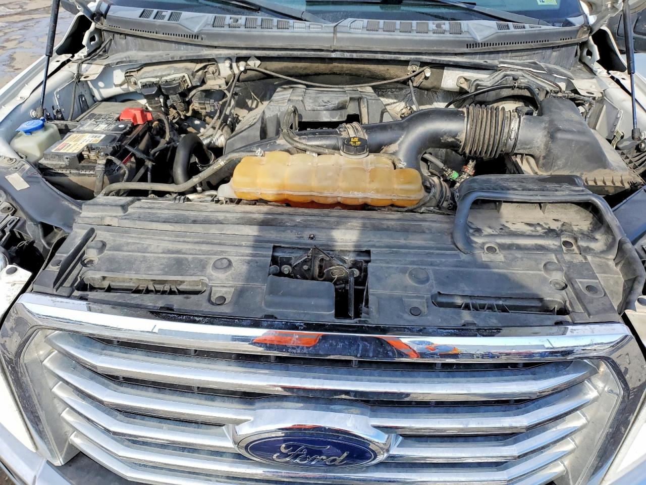 Ford F-150 Super Cab