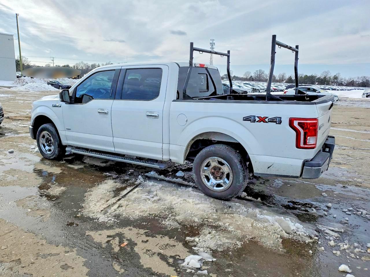 Ford F-150 Super Cab