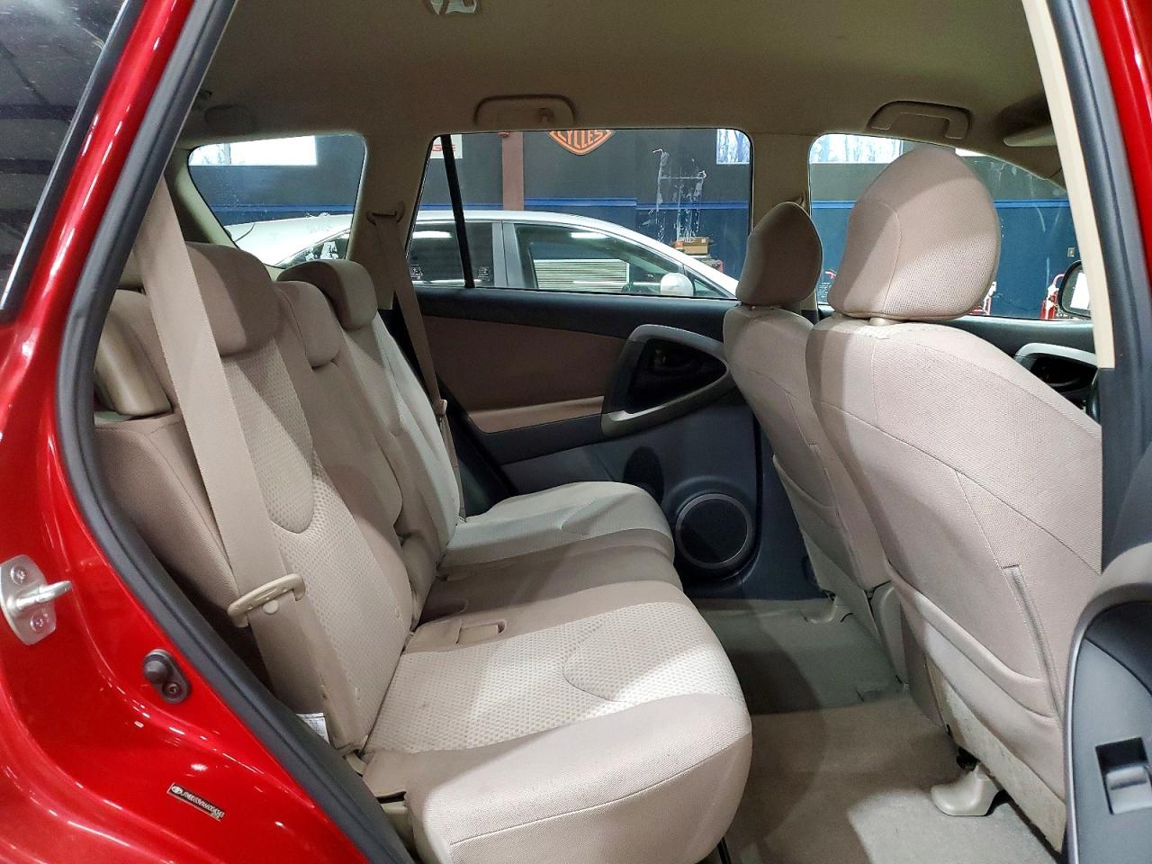 Toyota RAV4 Base