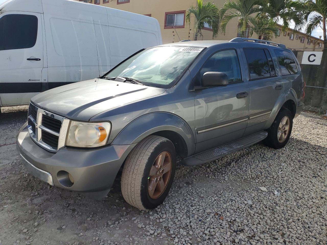 Salvage Dodge Durango Image